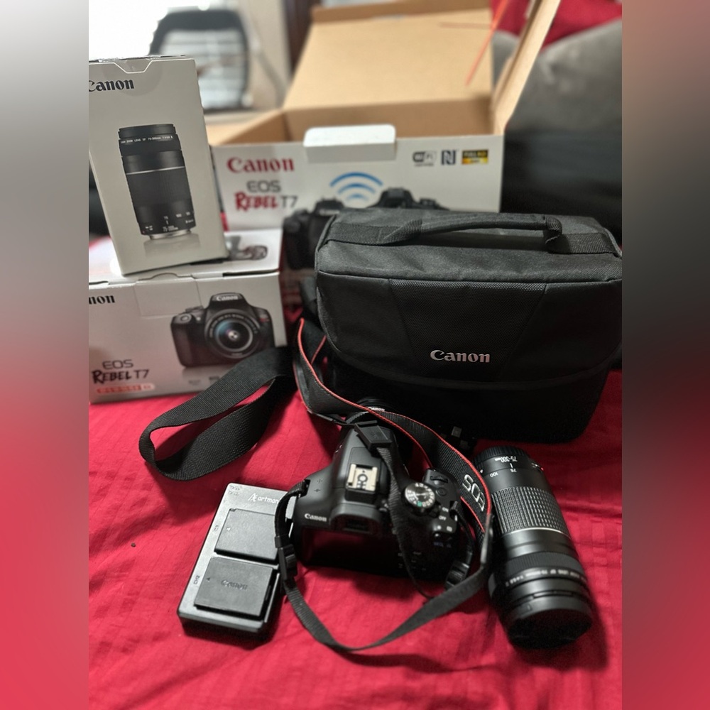 Canon Rebel T7